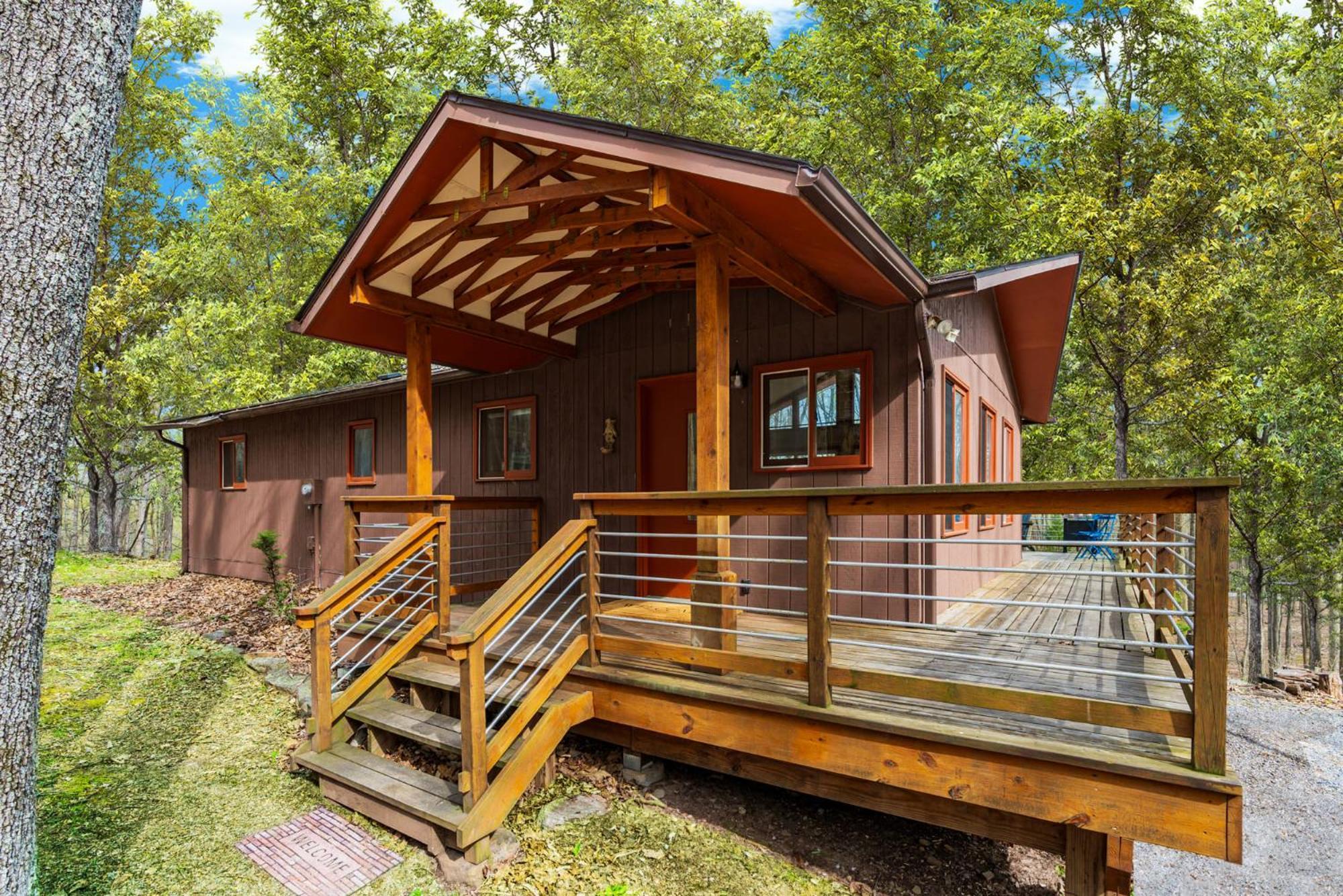 Chalet W Hot Tub, Large Deck, Grill, & Fast Wifi Berkeley Springs Kültér fotó